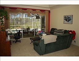 3rd image of 3231 Glenwood Cir