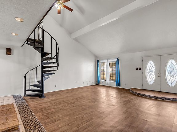 3rd image of 22980 Jade St