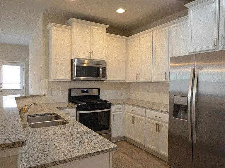 2304 S Lakeline Blvd #243 — Photo 22