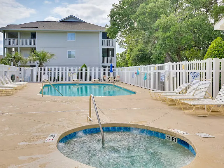 4405 Eastport Blvd #D4 — Photo 4