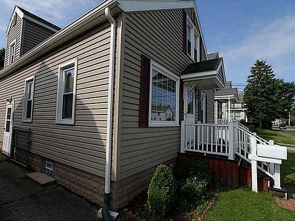 2nd image of 639 E 29th St