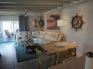 64 7th St, Key Colony Beach, FL 33051