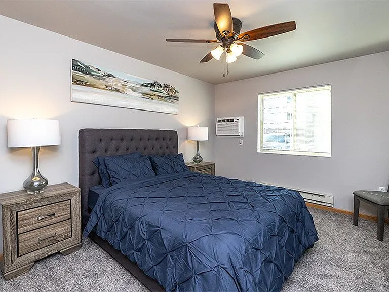 RIVER BEND ESTATES — Photo 3
