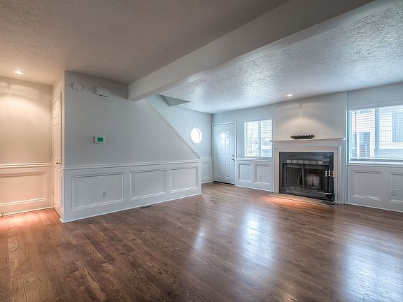 3rd image of 4420 Jarboe St #2B