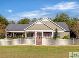 321 Green Thrift Rd, Collins, GA 30421