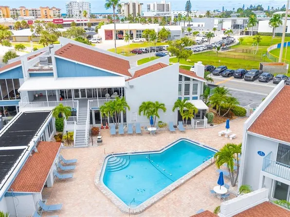 230 Medallion Blvd APT E, Madeira Beach, FL 33708
