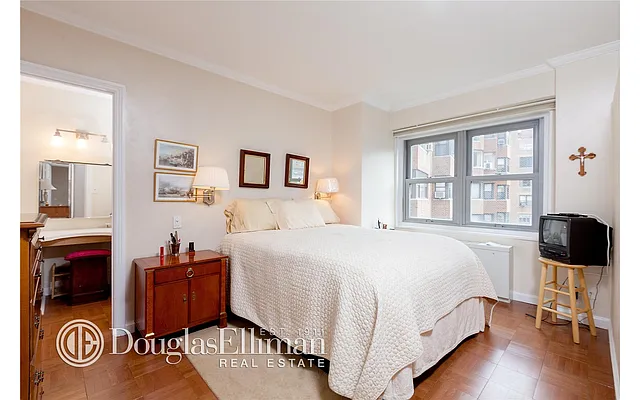 Sold by Douglas Elliman | media 4