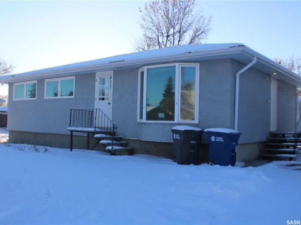 413 1st STREET, Kipling, SK S0G 2S0
