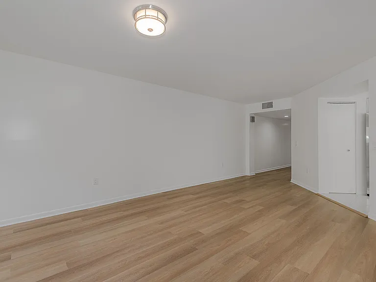 13800 SW 14th St #211C — Photo 14
