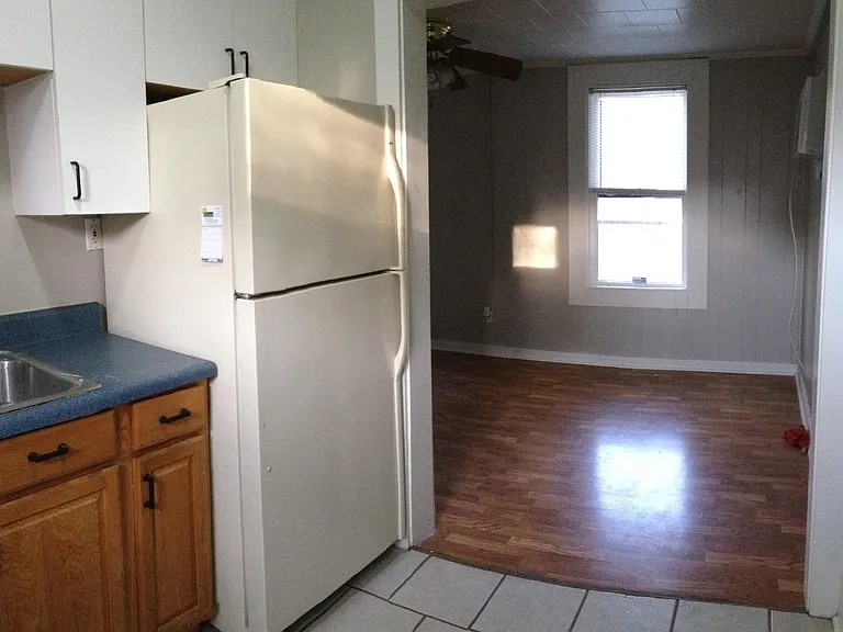 4206 N 10th St #B — Photo 4