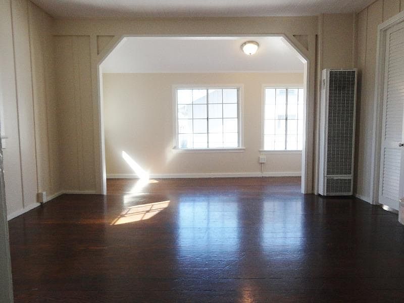 2nd image of 216 8th Pl