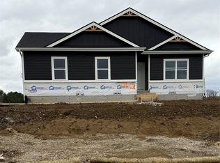 805 E 23rd St N, Newton, IA 50208