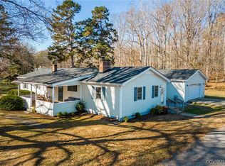 14 N Lake Dr, Columbia, VA 23038