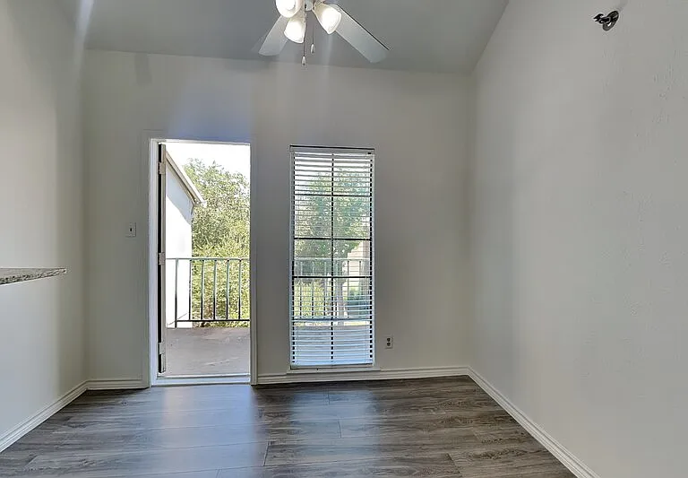 3105 San Jacinto St #308 — Photo 8