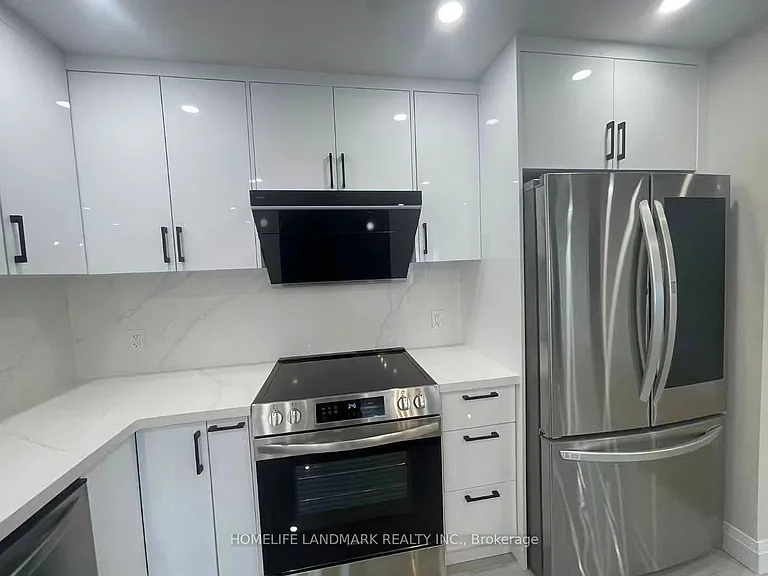 17 Rosemeade Ave #1 — Photo 9