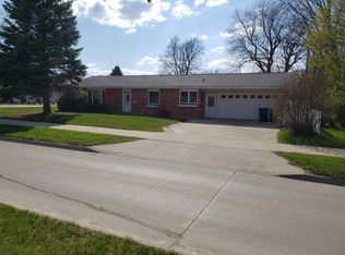 2504 Hill Ave, Spirit Lake, IA 51360