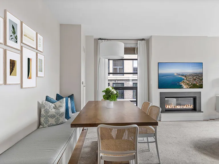 580 Washington St #1002 — Photo 7