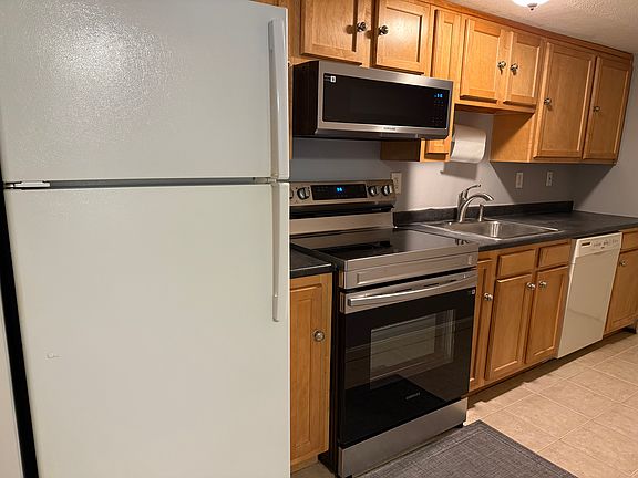 5th image of 239 Kelton St APT 14