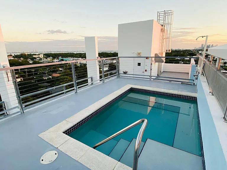 8103 Biscayne Blvd — Photo 12