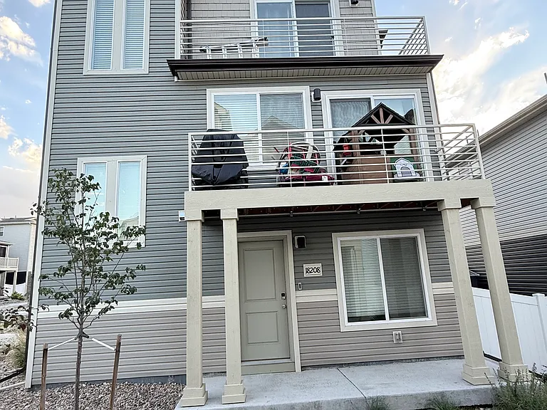 18208 E 51st Pl — Photo 23