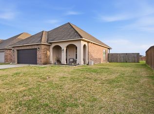 1887 Poeyfarre Dr, Lake Charles, LA 70611