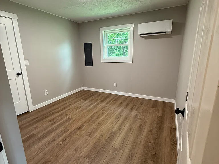 150 Culp Ln #2 — Photo 6