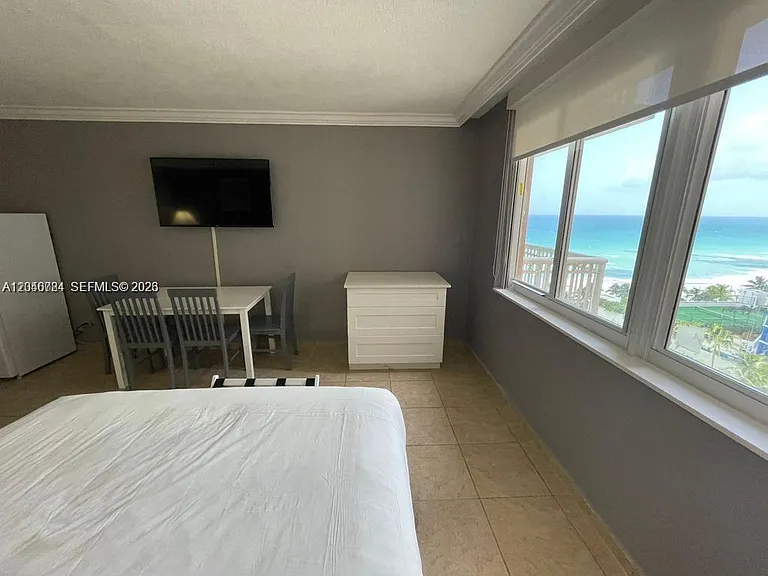 19201 Collins Ave #942 — Photo 32