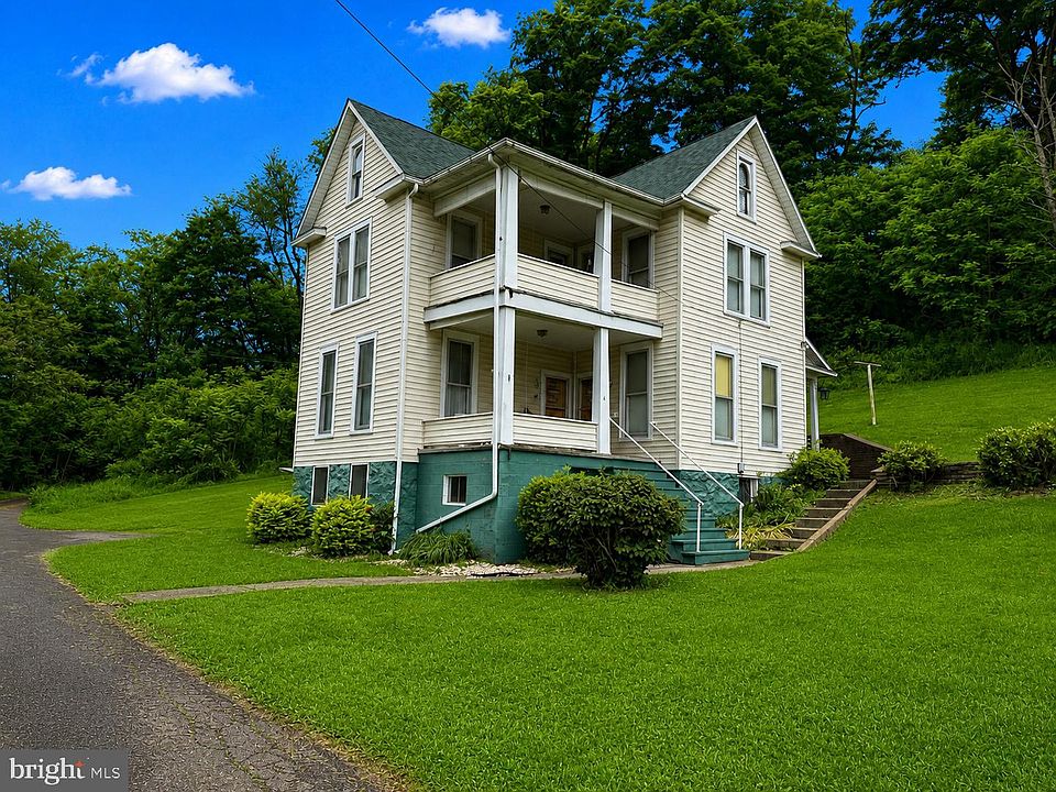 1st image of 4 Sunnyside Dr