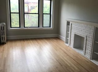 1527 W Carmen Ave #1, Chicago, IL 60640