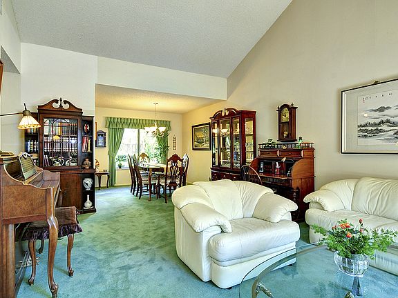 2nd image of 6821 E Eaglehaven Ln