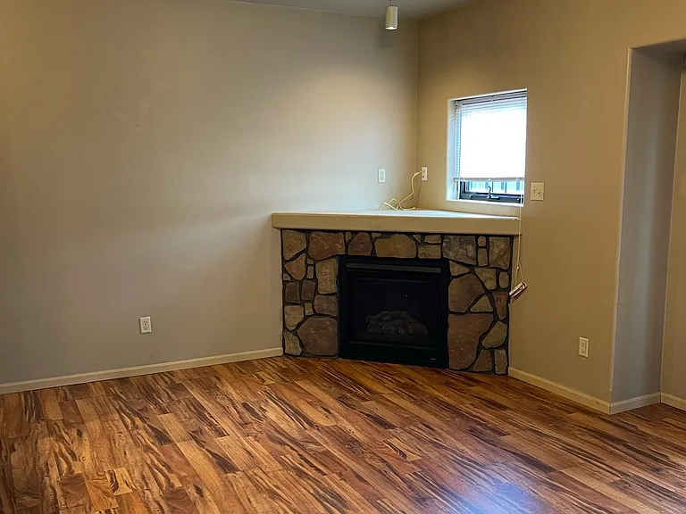 404 S Johnson St #6S — Photo 7