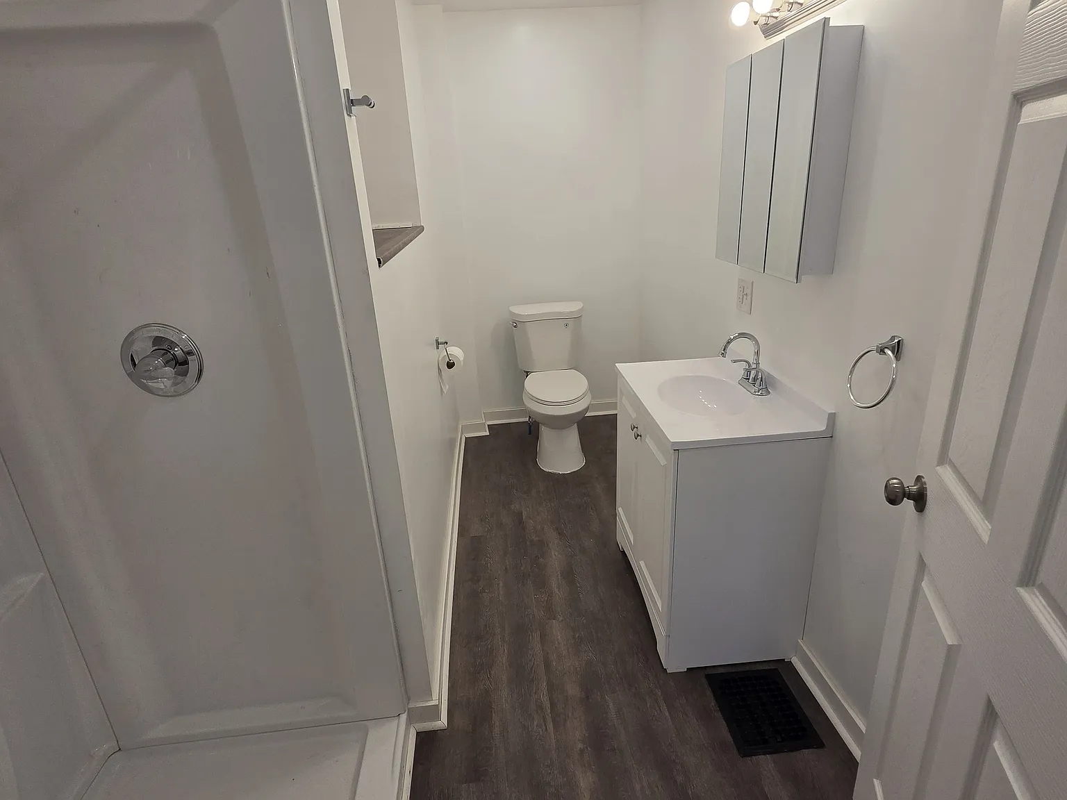 2 bed, 1023 sqft, $925 — Photo 3
