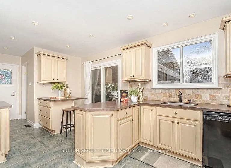 19 Jasper Cres #UPPER — Photo 12