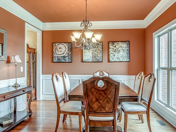 5th image of 1806 Turner Dr