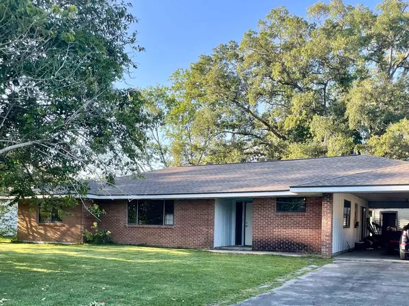 25391 Pecan Tree Ln, Plaquemine, LA 70764