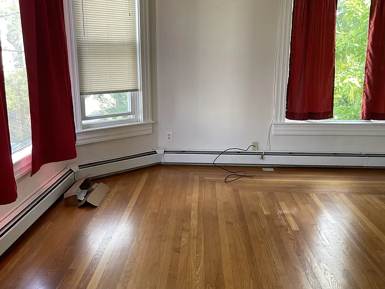 48 Grove St #2F — Photo 12