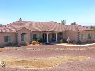 19933 Modoc Rd, Apple Valley, CA 92308