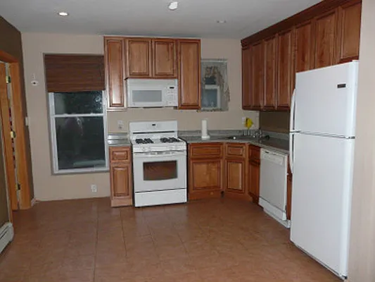 Rented by Rahme Real Estate, LLC | media 8