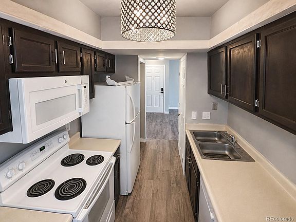 5th image of 11105 E Alameda Avenue #202