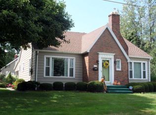 827 W 10th St, Ashland, OH 44805