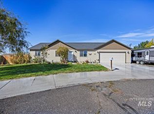 1011 Kristina Cir, Filer, ID 83328