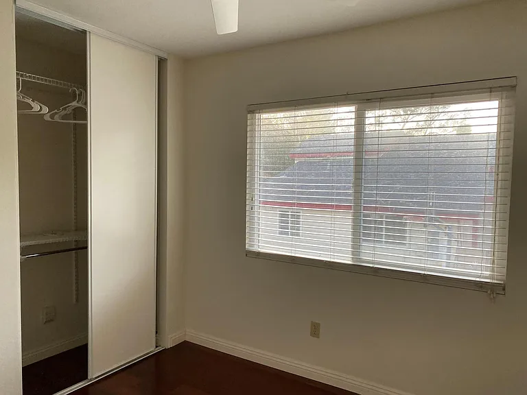 Valle Vista Dr — Photo 15