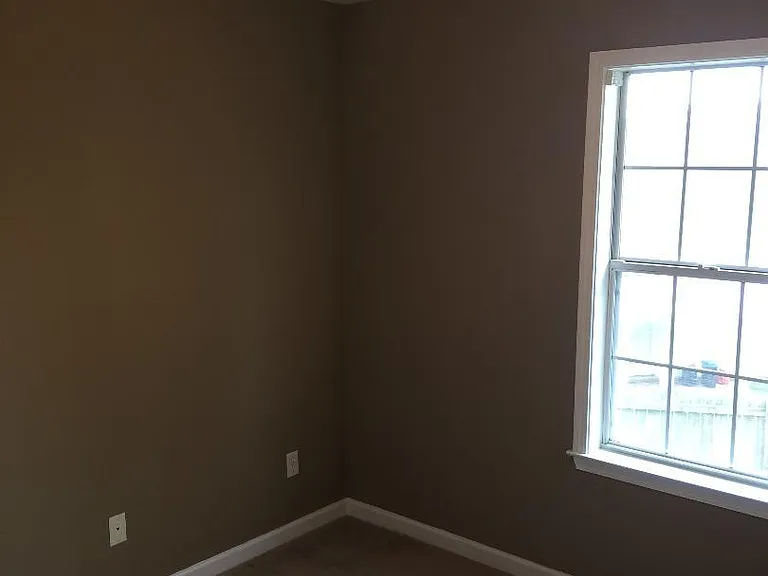 3613 Savannah Cir — Photo 13