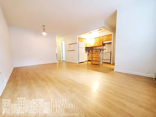 Rented by Bedford Brownstone Realty | media 15