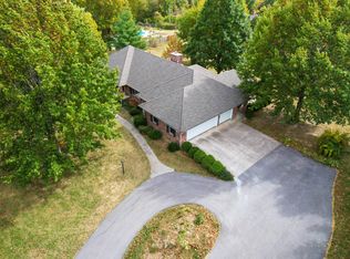 2870 W Mill Creek Ter, Columbia, MO 65203