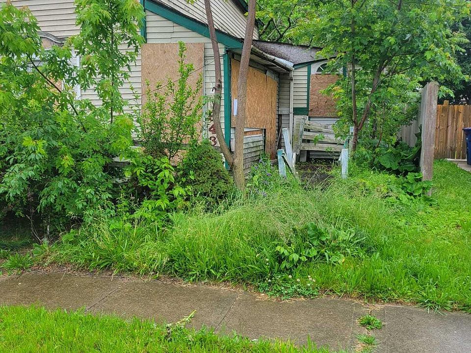 2nd image of 1943 S 9th St