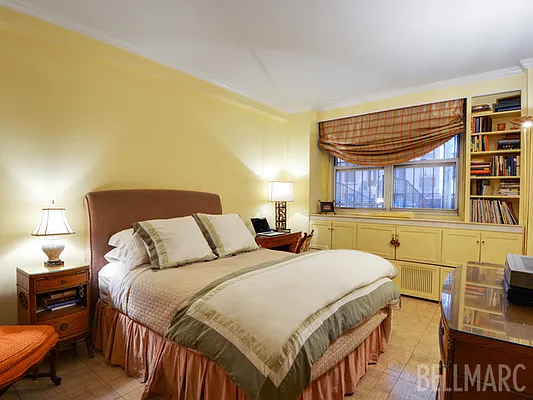 Sold by Bellmarc Realty | media 16