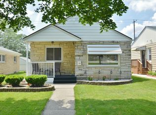 3345 S 25th St, Milwaukee, WI 53215
