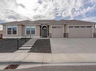 7031 Ithaca St, West Richland, WA