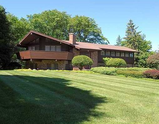 1st image of 410 E Walbridge Dr